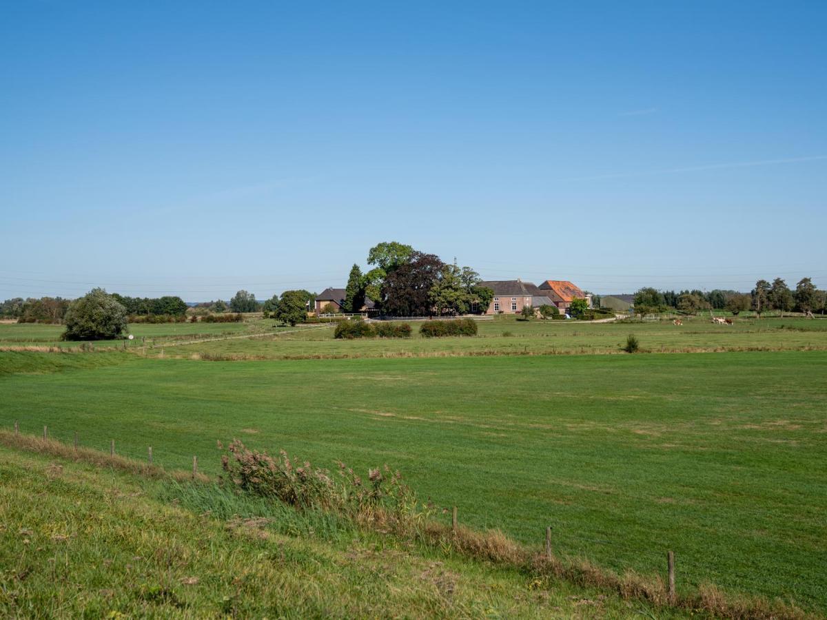 De Raayhof Bed and Breakfast Doornenburg Exteriör bild